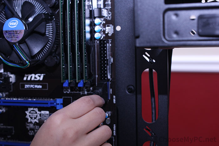 Connecting the USB 3.0 cable